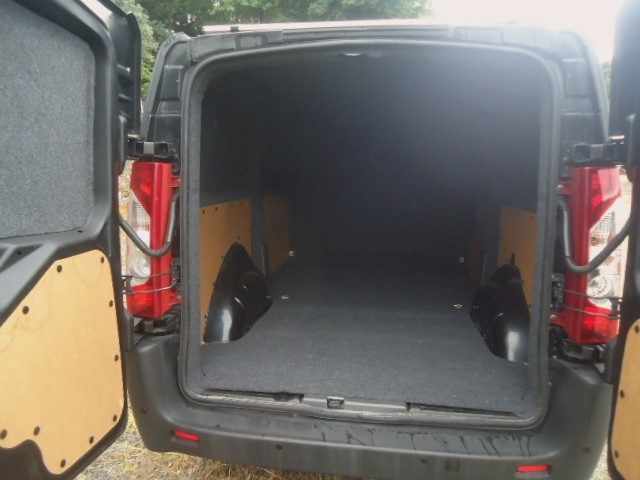 citroen-jumpy-2015-diesel-2000cc