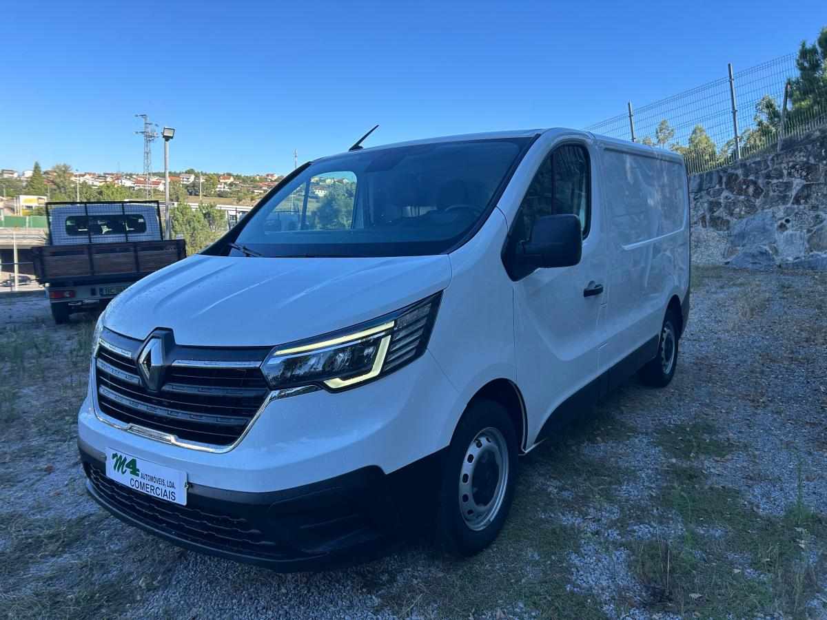 renault-trafic-2-0-110cv-2023-diesel-1997cc