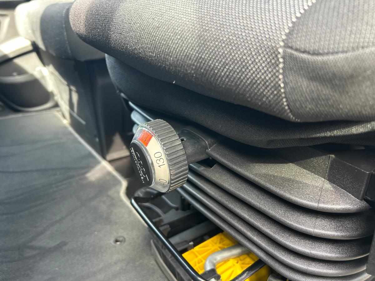 iveco-daily-2-3-156cv-2023-diesel-2287cc