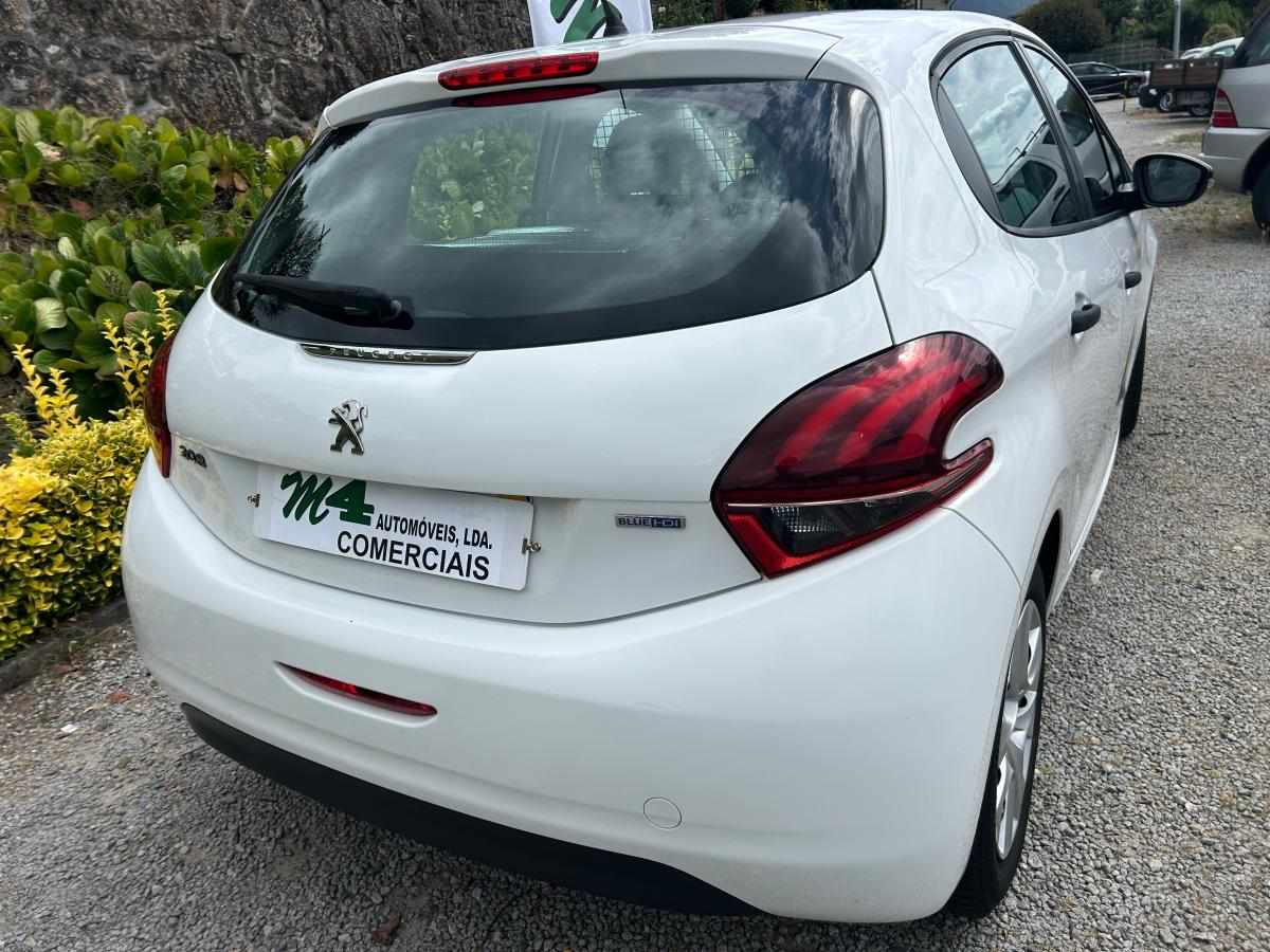 peugeot-208-1-6-bluehdi-2016-diesel-1560cc