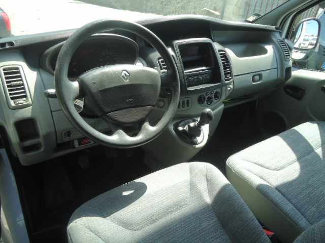 renault-trafic-2012-diesel-2000cc