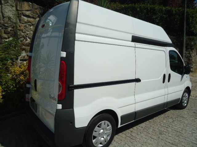 renault-trafic-2012-diesel-2000cc