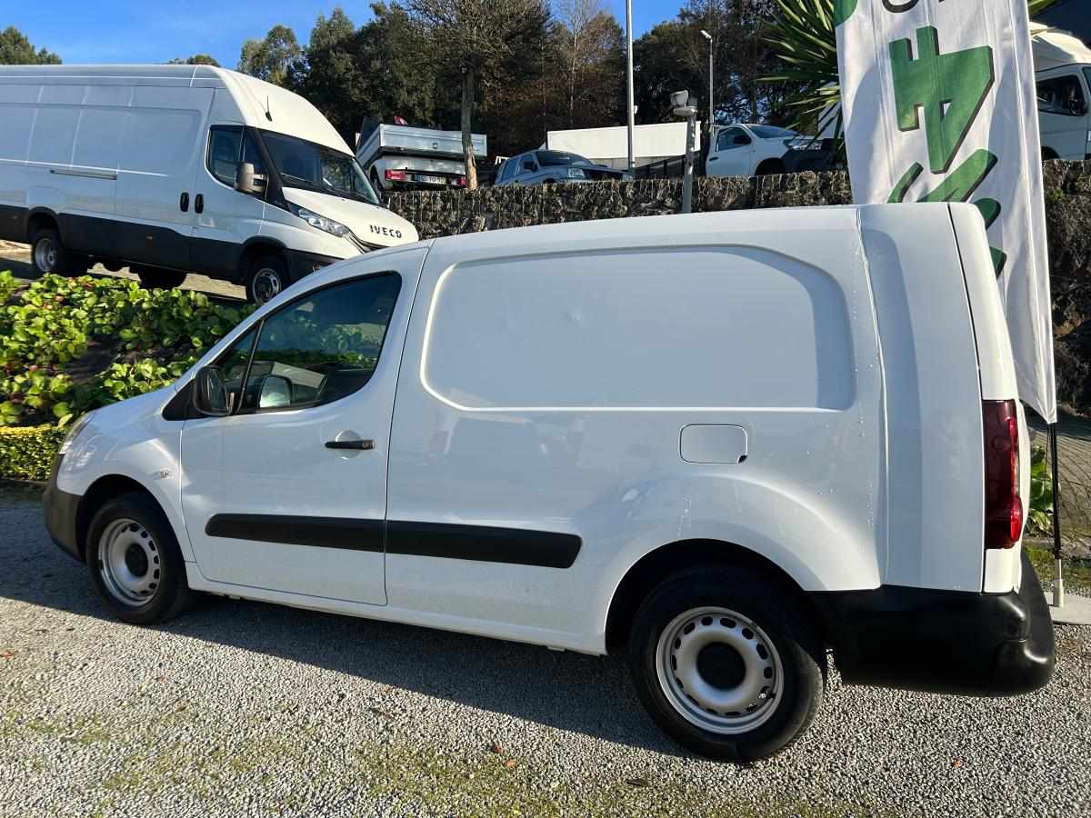 citroen-berlingo-1-6-blue-hdi-2018-diesel-1600cc