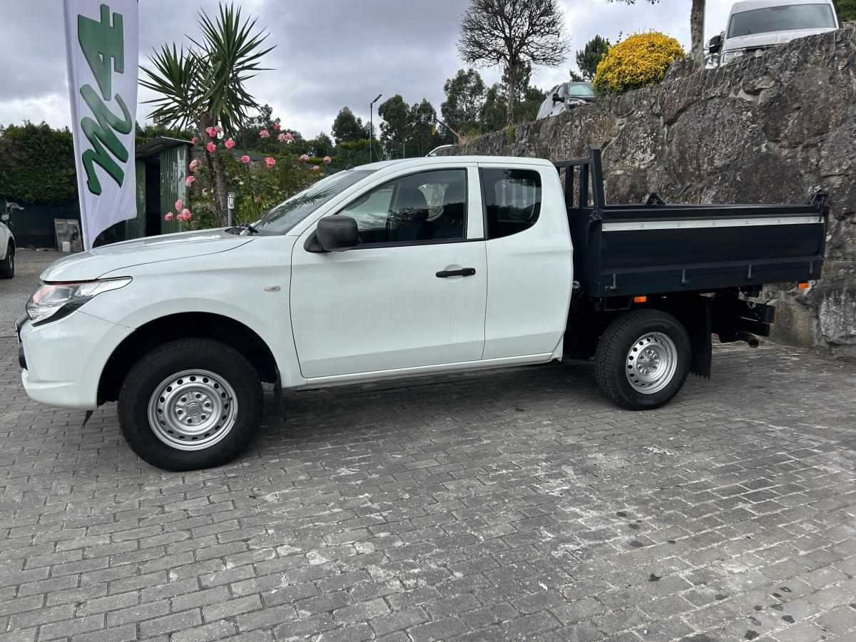 mitsubishi-l200-2-4-di-d-awd-2019-diesel-2442cc
