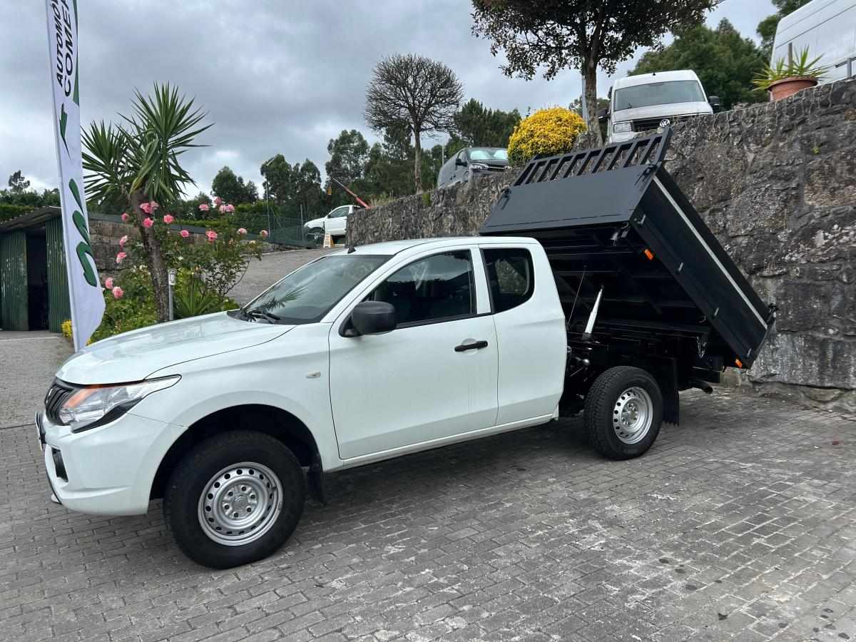 mitsubishi-l200-2-4-di-d-awd-2019-diesel-2442cc