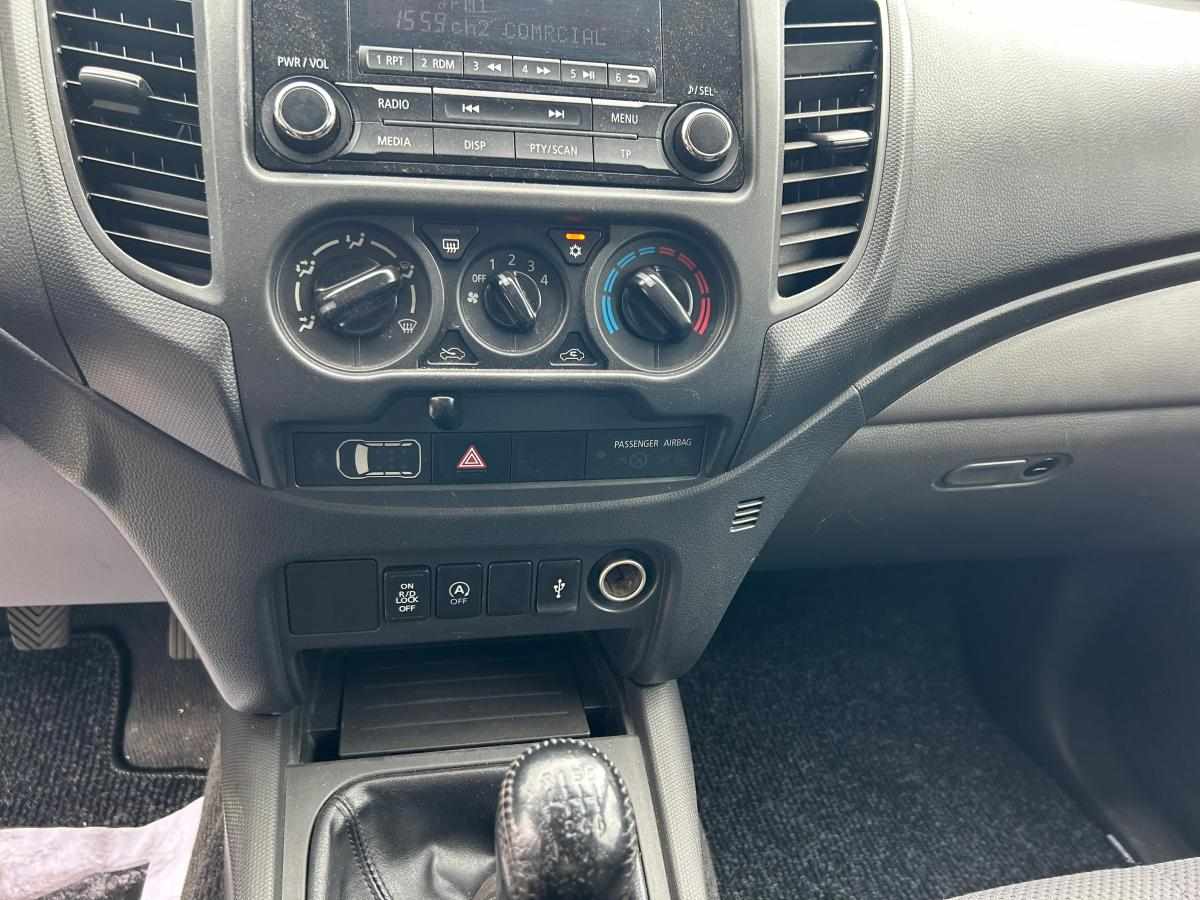 mitsubishi-l200-2-4-di-d-awd-2019-diesel-2442cc