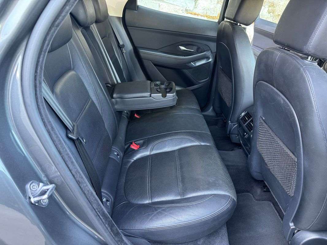 jaguar-e-pace-2019-diesel-1999cc