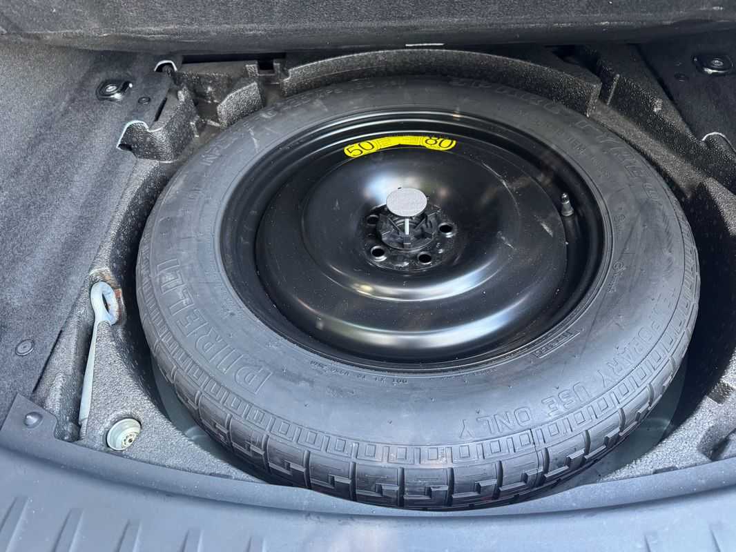 jaguar-e-pace-2019-diesel-1999cc