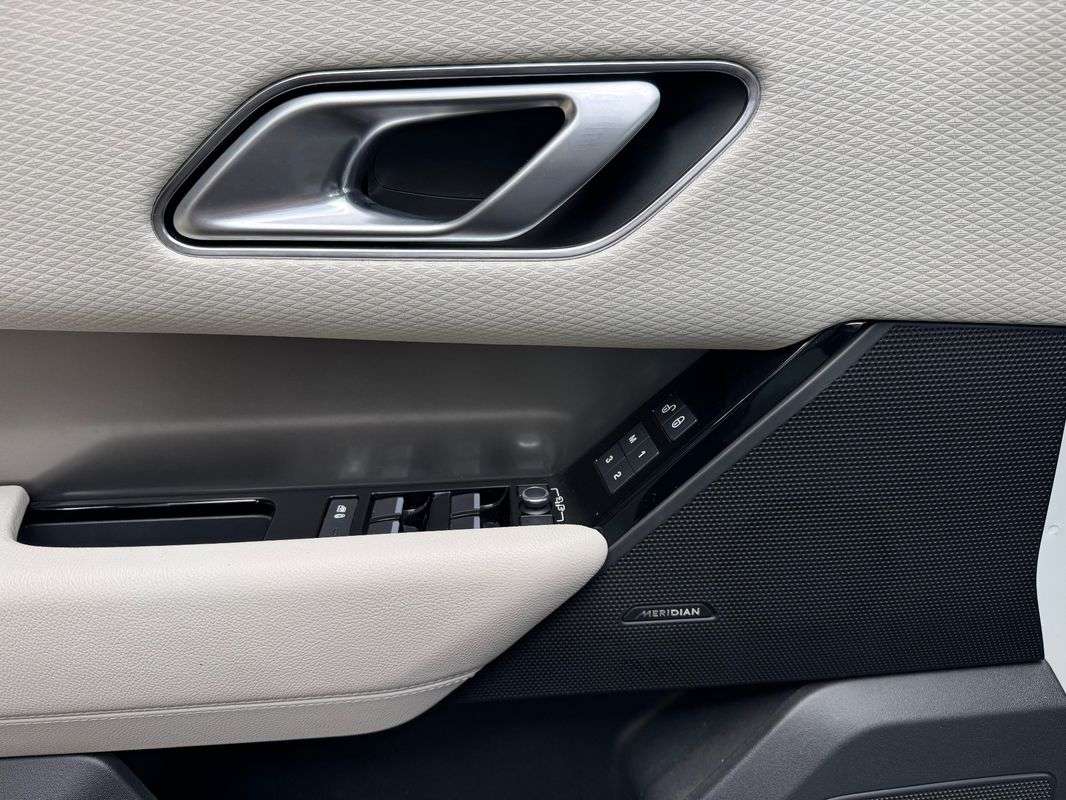 land-rover-range-rover-velar-2019-diesel-1999cc