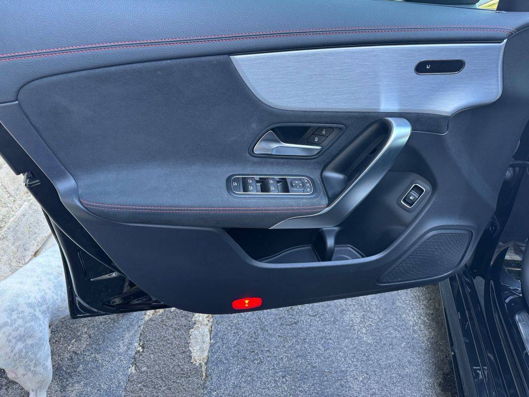 mercedes-benz-cla-2020-hibrido-a-gasolina-1332cc