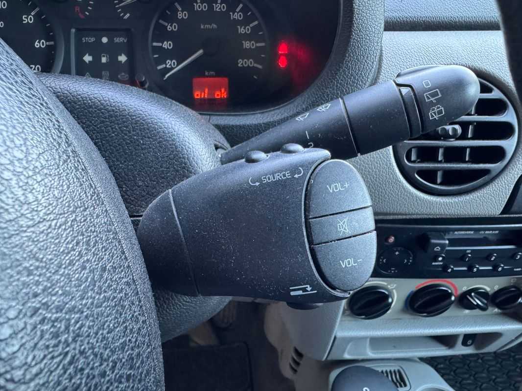 renault-kangoo-2004-diesel-1480cc