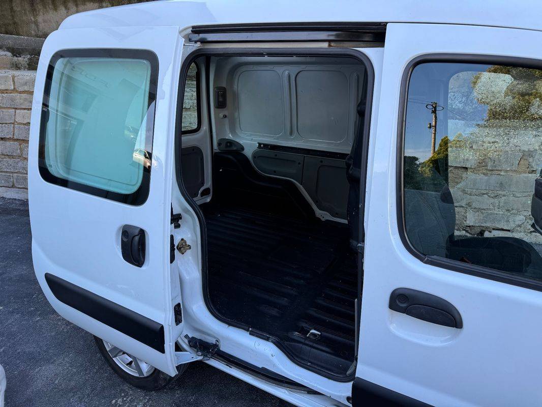 renault-kangoo-2004-diesel-1480cc