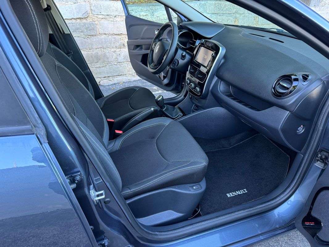renault-clio-sport-tourer-2018-diesel-1461cc
