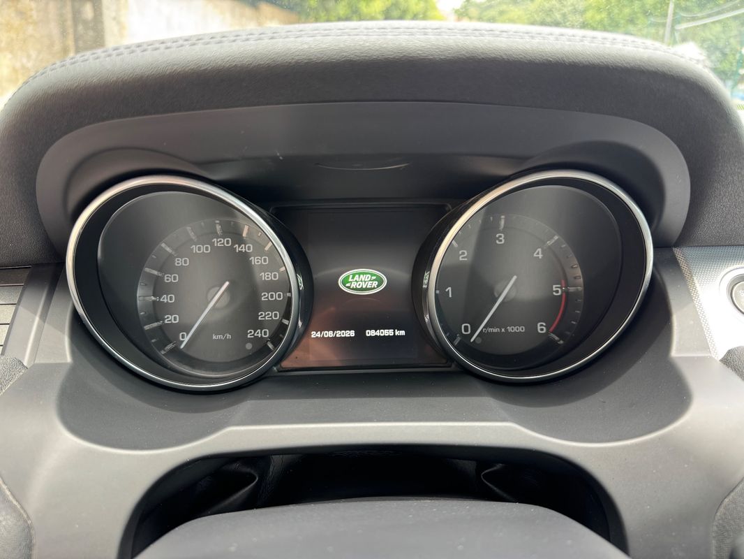 land-rover-range-rover-evoque-2015-diesel-2179cc