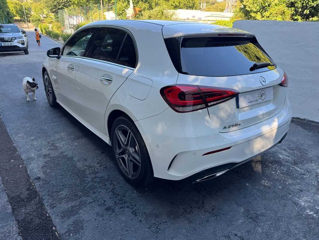 mercedes-benz-classe-a-2022-hibrido-a-gasolina-1332cc