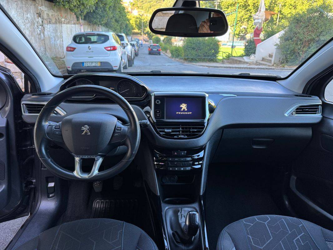 peugeot-2008-2019-diesel-1499cc
