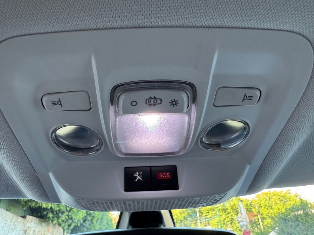 peugeot-2008-2019-diesel-1499cc