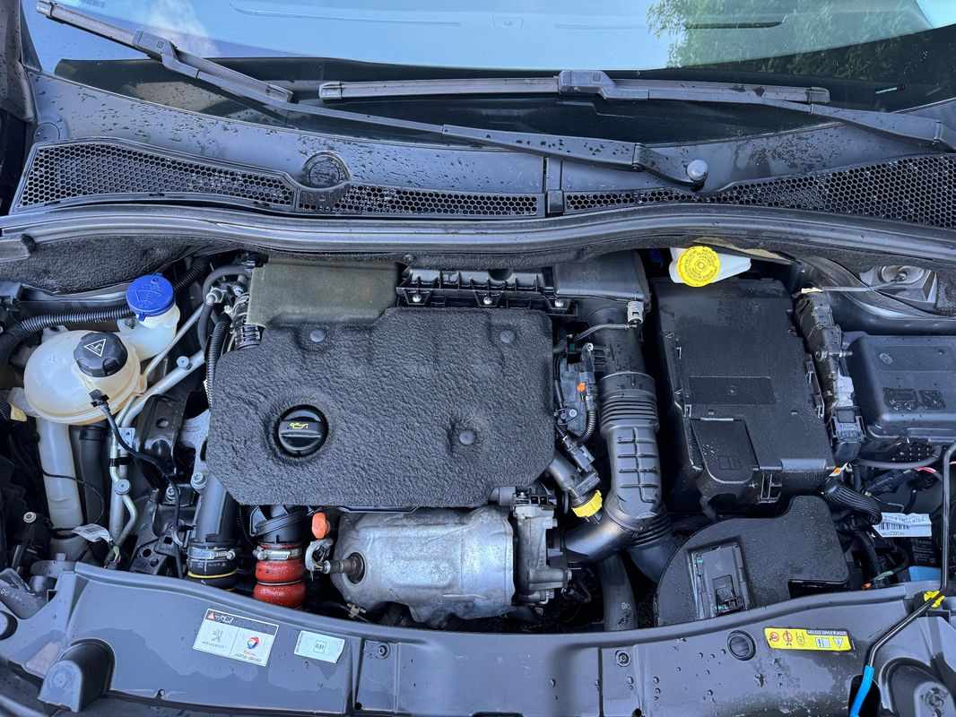 peugeot-2008-2019-diesel-1499cc