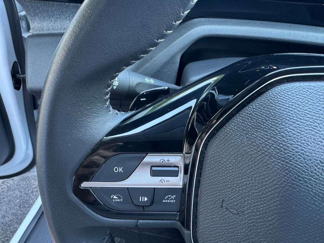 peugeot-308-2024-gasolina-1199cc