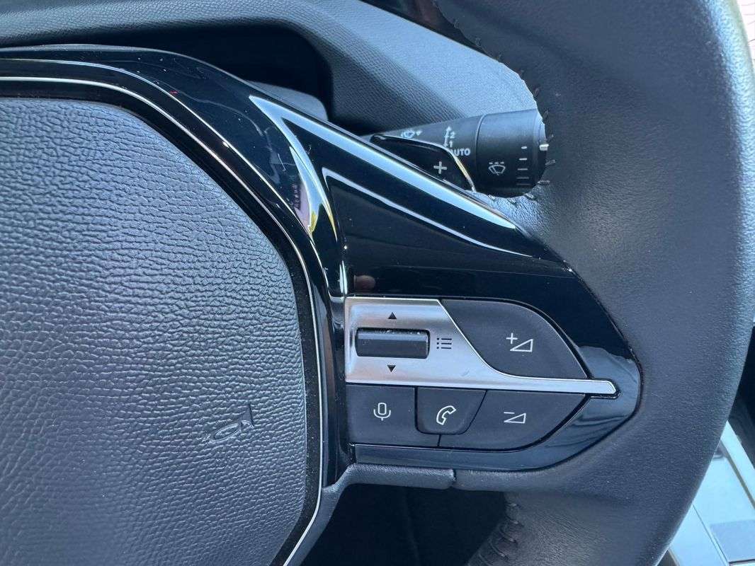 peugeot-308-2024-gasolina-1199cc