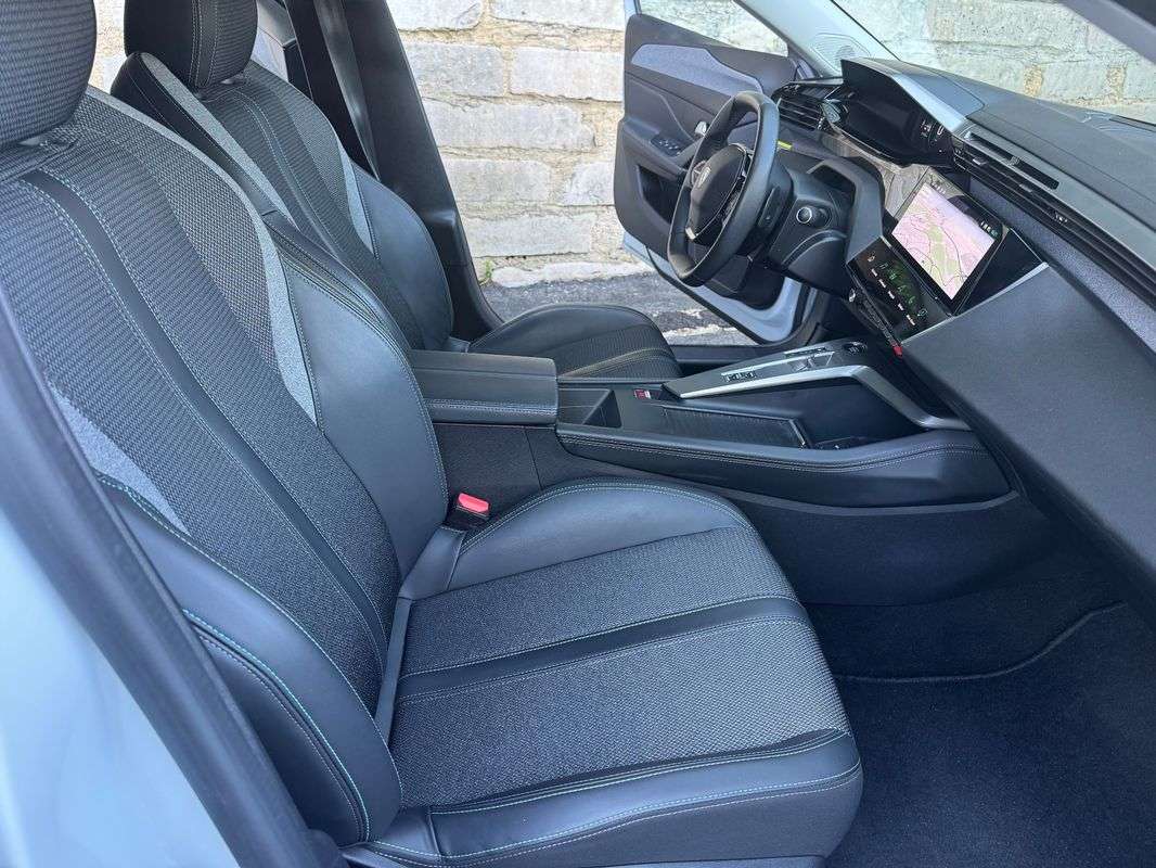 peugeot-308-2024-gasolina-1199cc