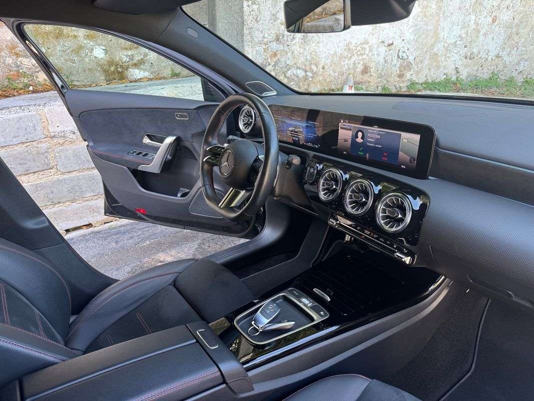mercedes-benz-classe-a-2023-hibrido-a-gasolina-1332cc