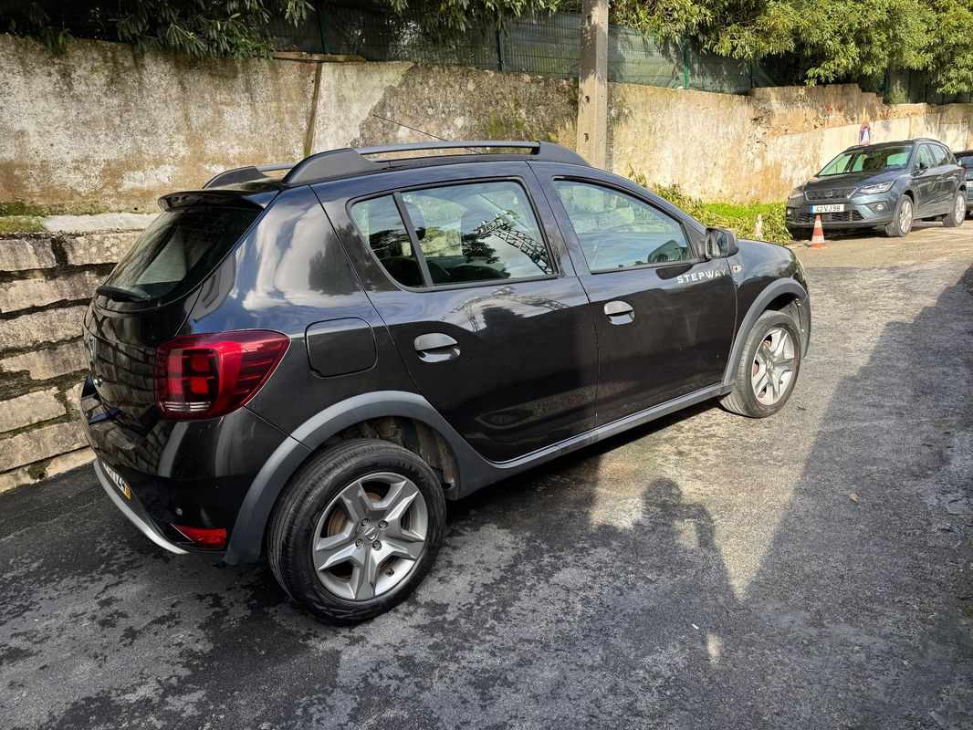 dacia-sandero-2017-diesel-1461cc