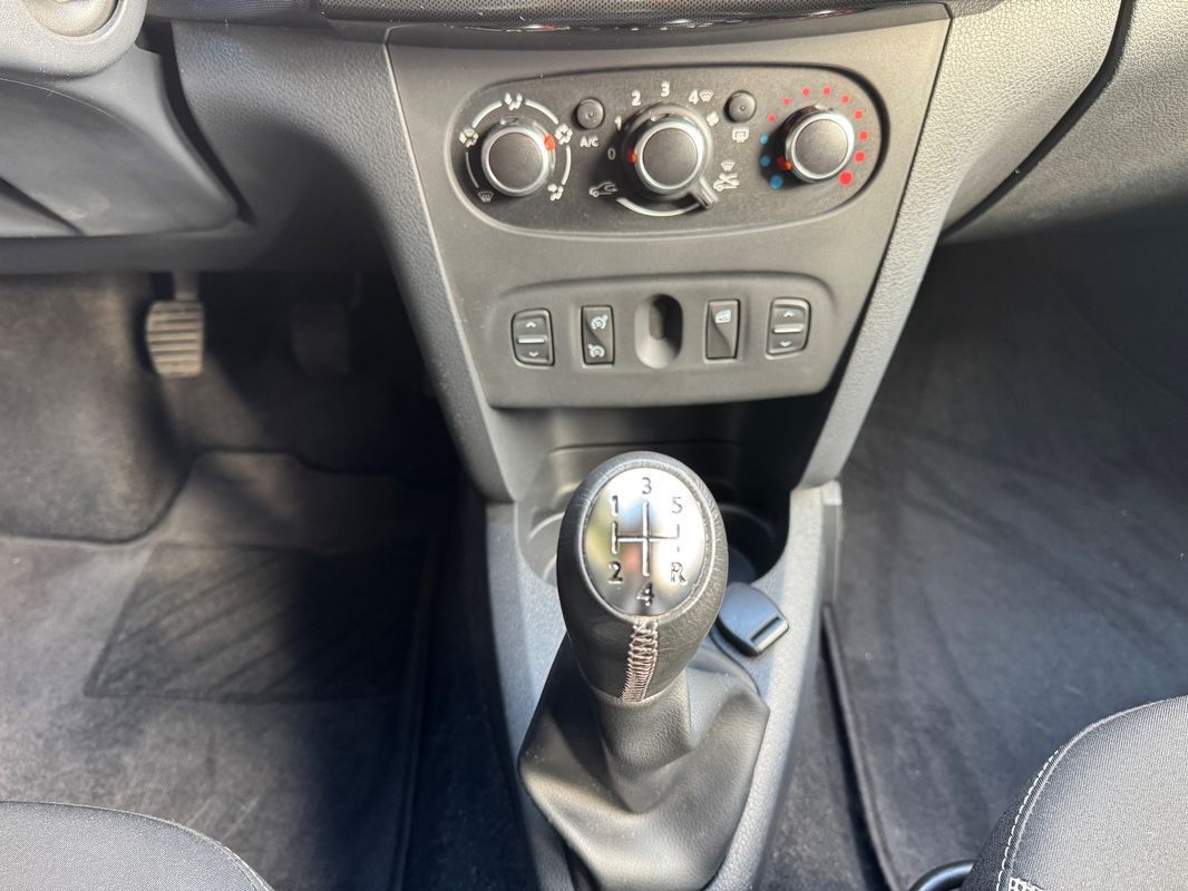 dacia-sandero-2017-diesel-1461cc