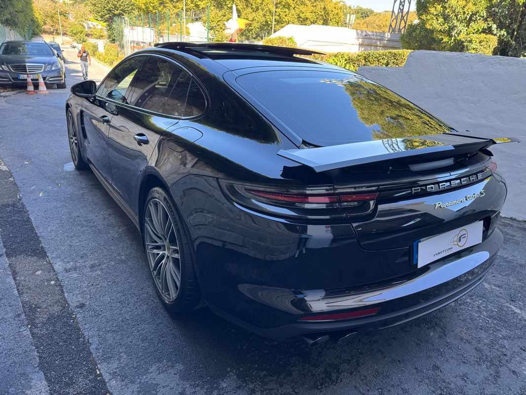 porsche-panamera-2019-hibrido-a-gasolina-3996cc