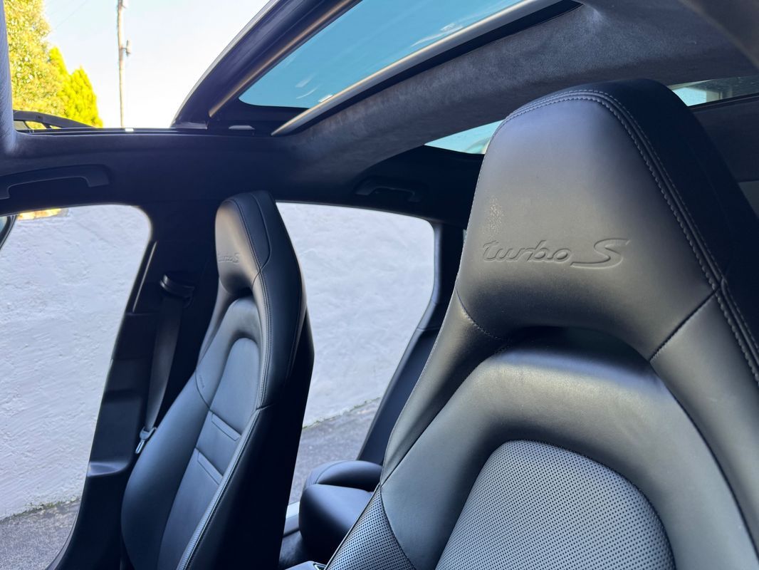 porsche-panamera-2019-hibrido-a-gasolina-3996cc