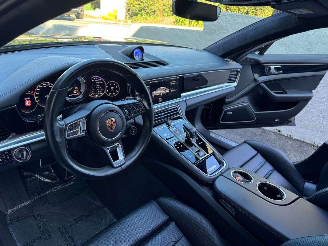 porsche-panamera-2019-hibrido-a-gasolina-3996cc