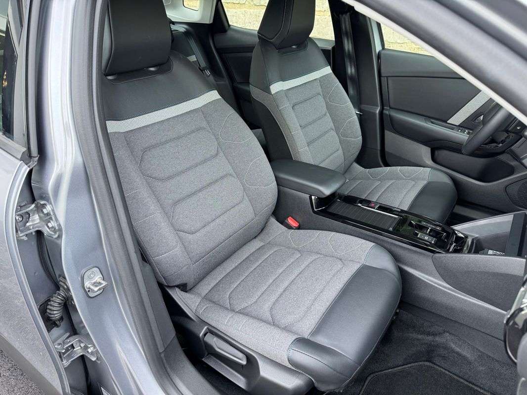citroen-c4-2024-gasolina-1199cc