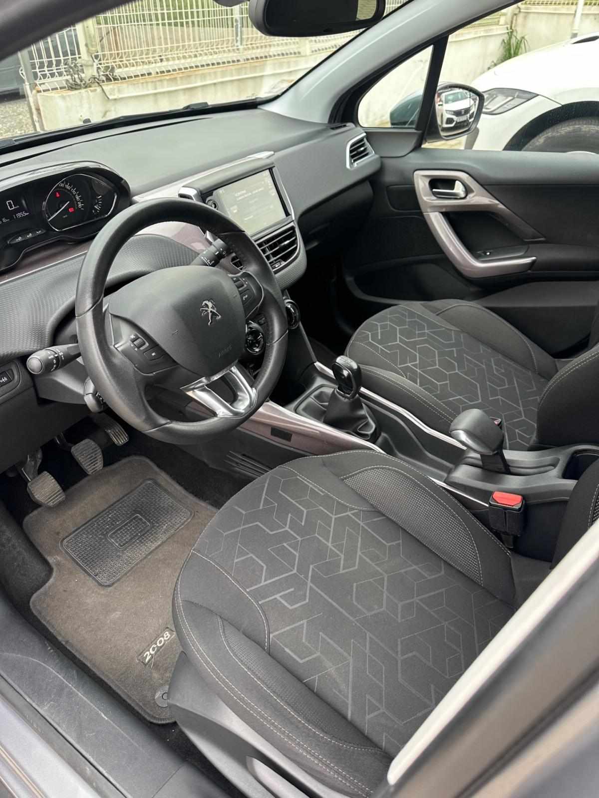 peugeot-2008-1-2-vti-2015-gasolina-1199cc