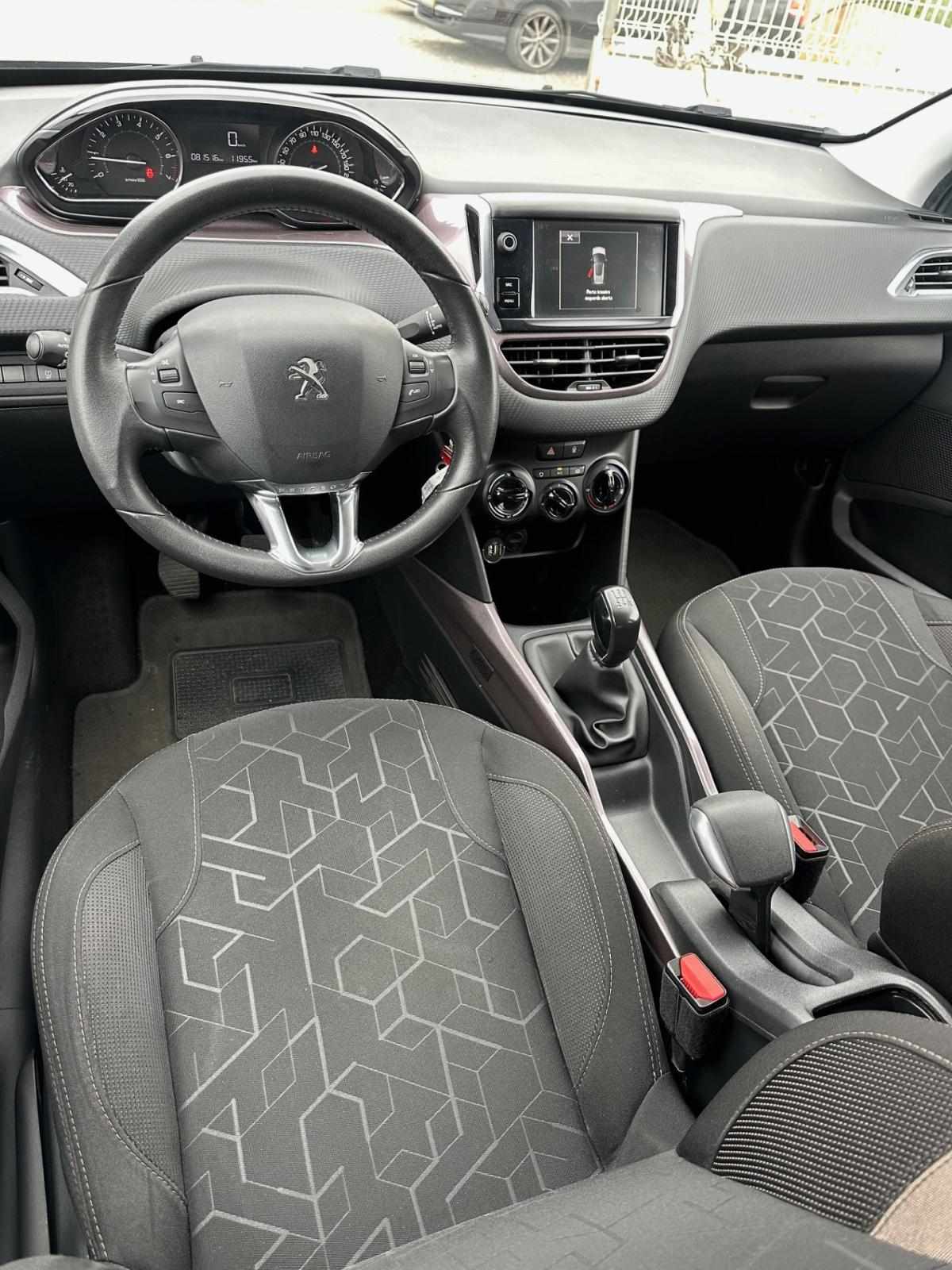 peugeot-2008-1-2-vti-2015-gasolina-1199cc