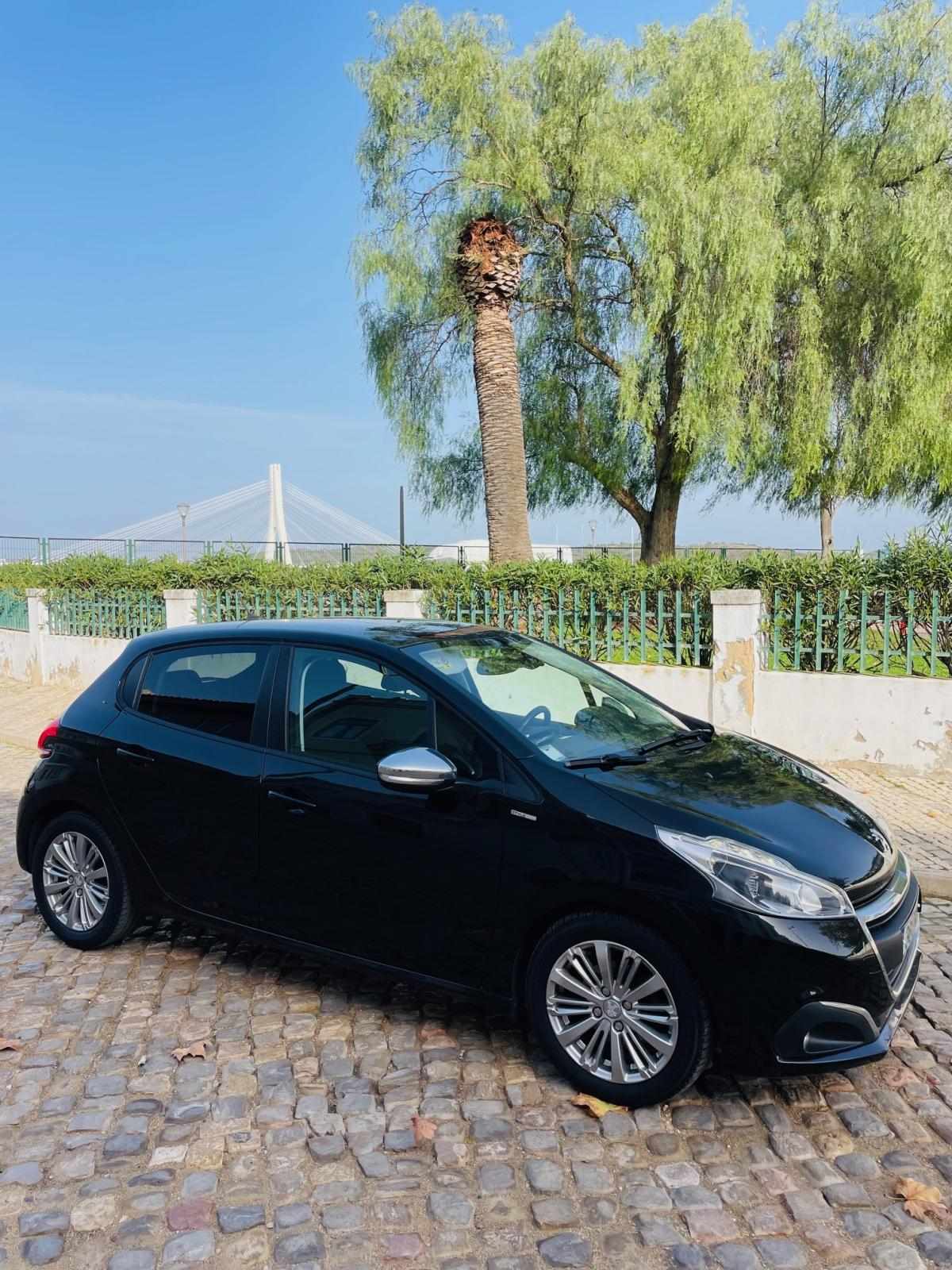 peugeot-208-1-6-bluehdi-2018-diesel-1560cc