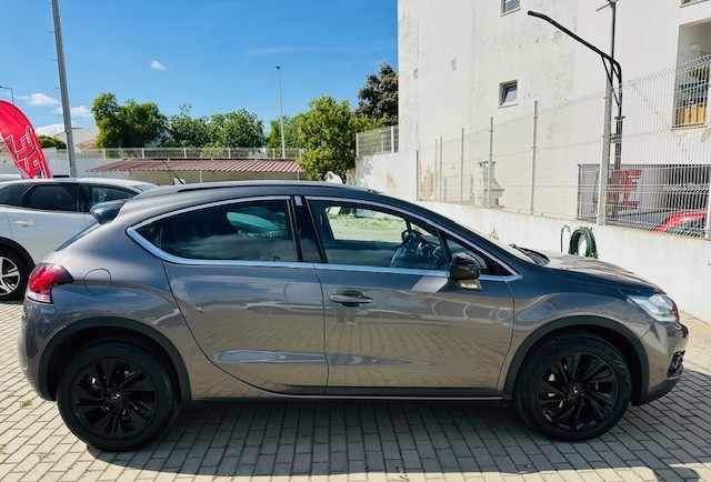 ds-ds-4-1-6-bluehdi-2016-diesel-1560cc