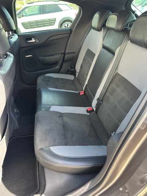 ds-ds-4-1-6-bluehdi-2016-diesel-1560cc