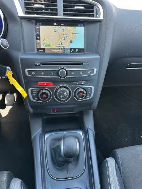 ds-ds-4-1-6-bluehdi-2016-diesel-1560cc
