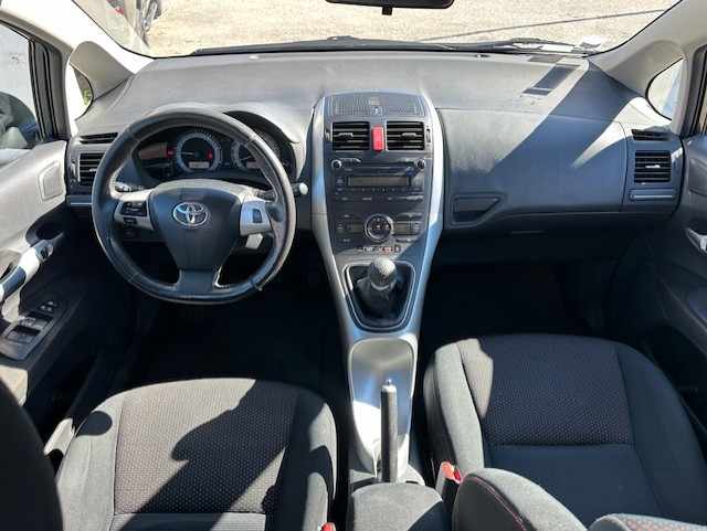 toyota-auris-1-4-d-4d-2010-diesel-1364cc