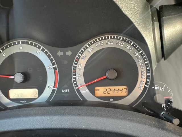 toyota-auris-1-4-d-4d-2010-diesel-1364cc