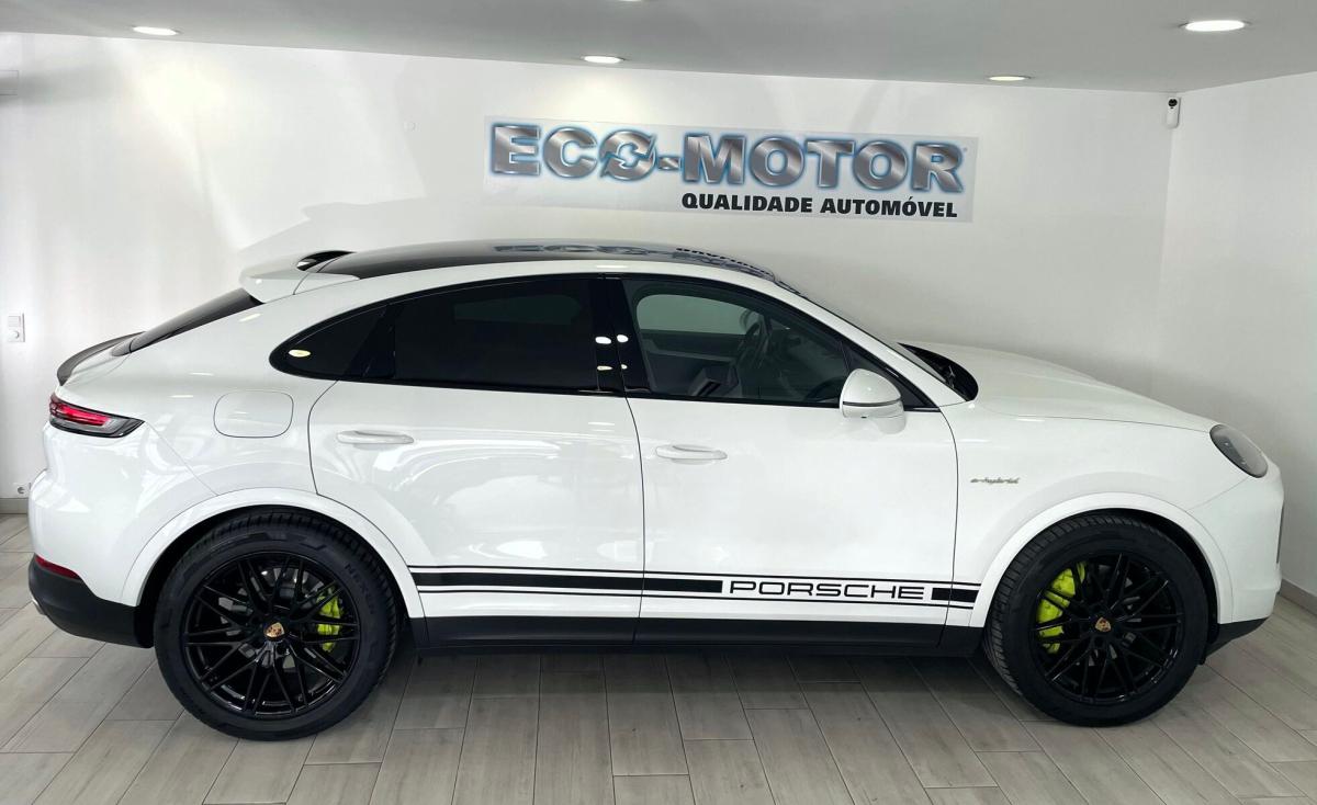 porsche-cayenne-2023-hibrido-a-gasolina-2995cc