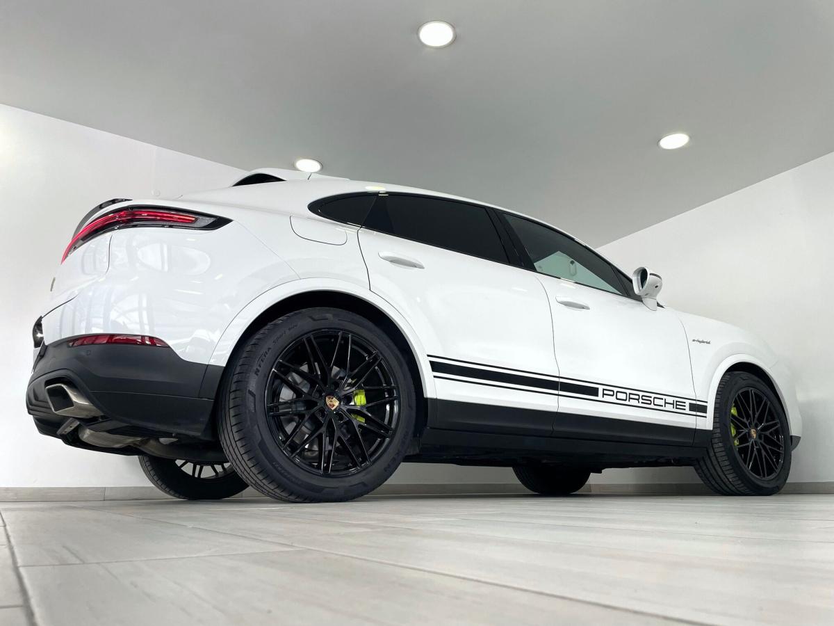 porsche-cayenne-2023-hibrido-a-gasolina-2995cc