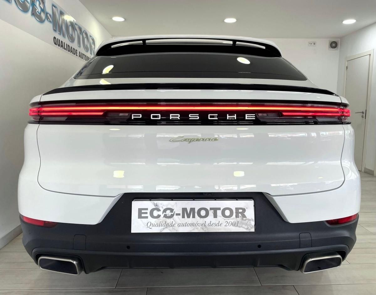 porsche-cayenne-2023-hibrido-a-gasolina-2995cc