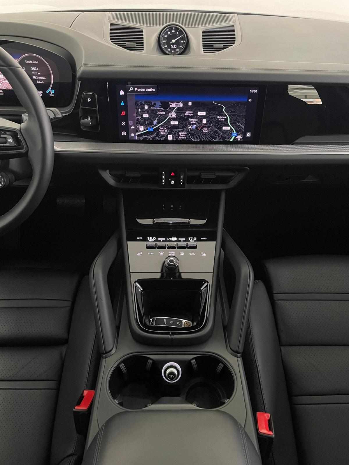 porsche-cayenne-2023-hibrido-a-gasolina-2995cc