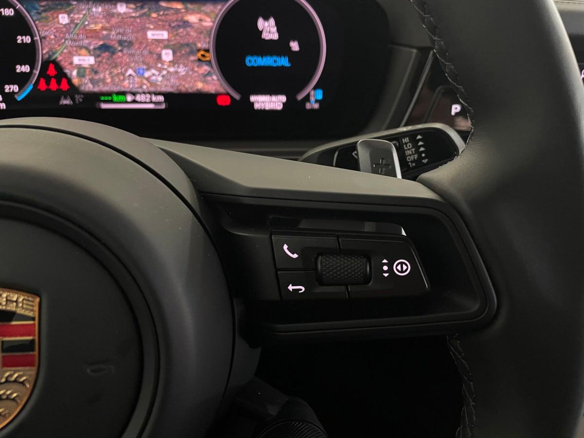 porsche-cayenne-2023-hibrido-a-gasolina-2995cc