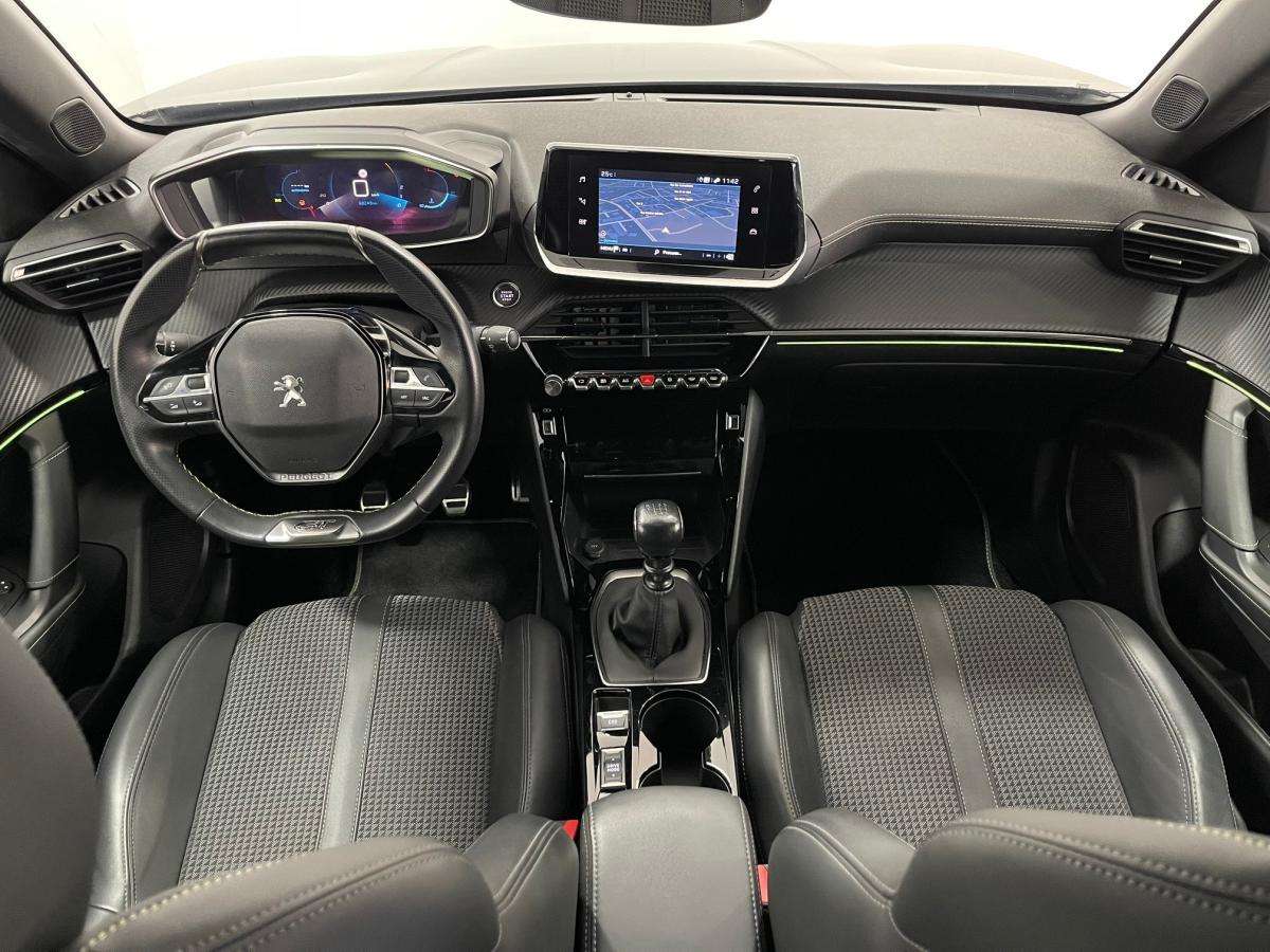 peugeot-2008-2023-gasolina-1199cc