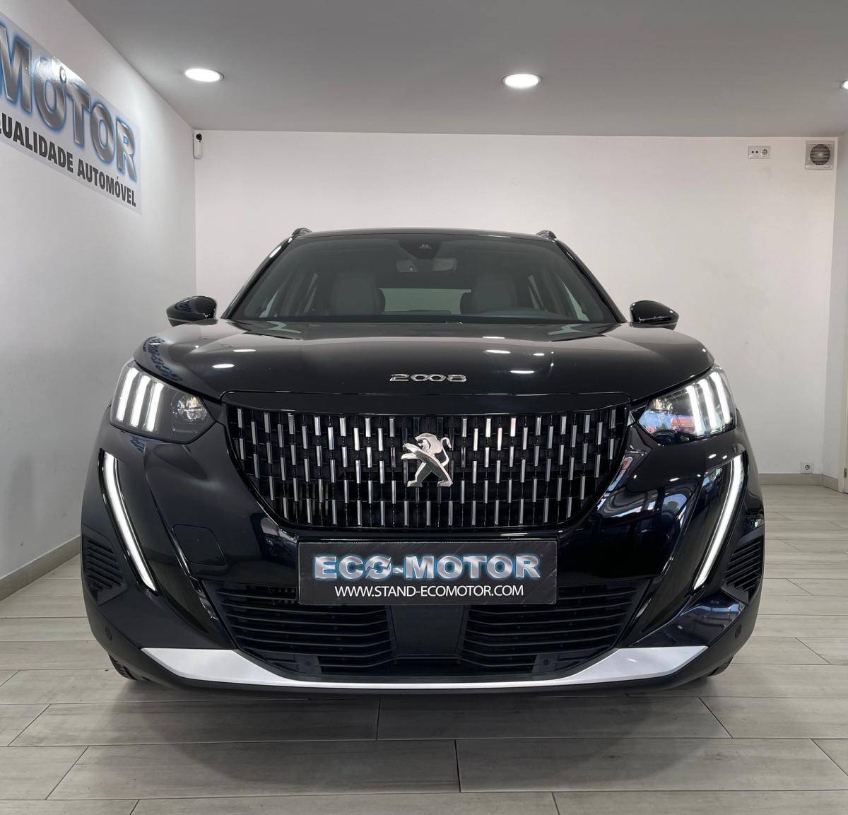 peugeot-2008-2023-gasolina-1199cc
