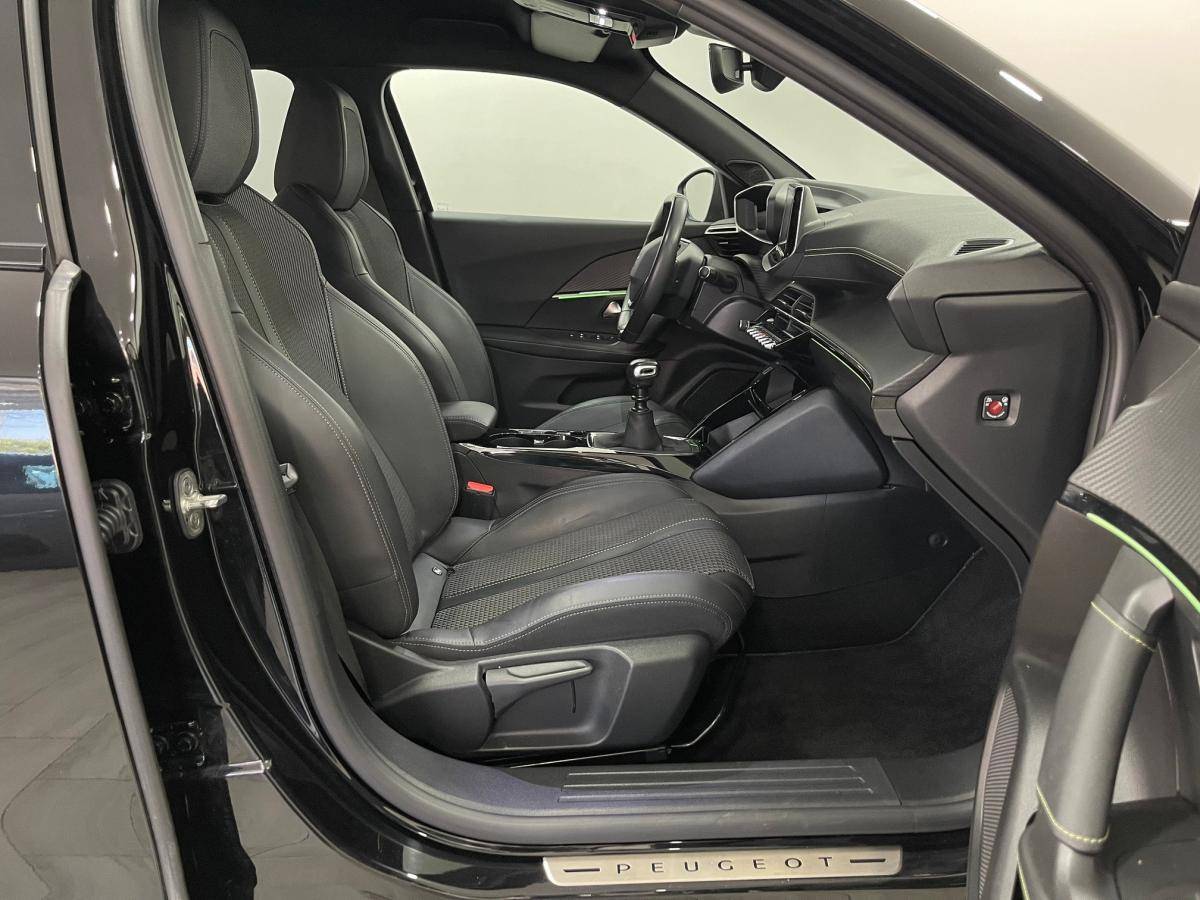 peugeot-2008-2023-gasolina-1199cc