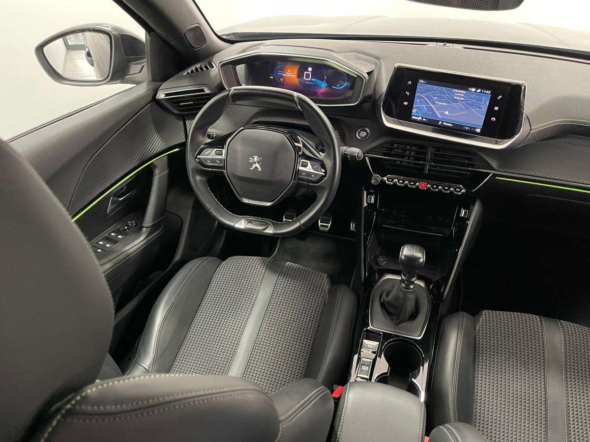 peugeot-2008-2023-gasolina-1199cc