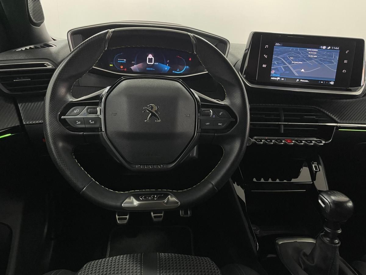 peugeot-2008-2023-gasolina-1199cc